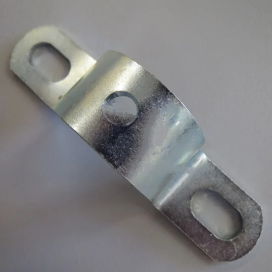 (image for) Clip, rear mudguard, Commando