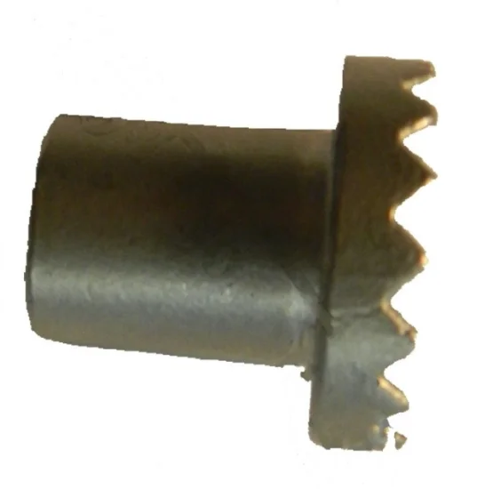 (image for) Footrest hanger serration, Norton Featherbed, right hand side