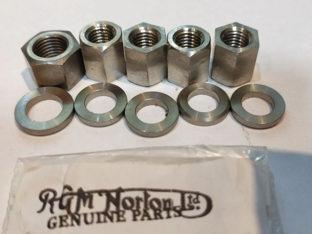 Modal Additional Images for Nuts, barrel base to crankcase, Norton 750 twins to 1972 (set9)