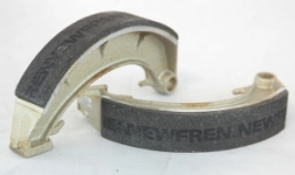 (image for) Brake shoes, 8 in with linings, Norton / AMC TLS (pr)