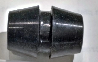 (image for) Grommet, side panel cover, bottom, Norton