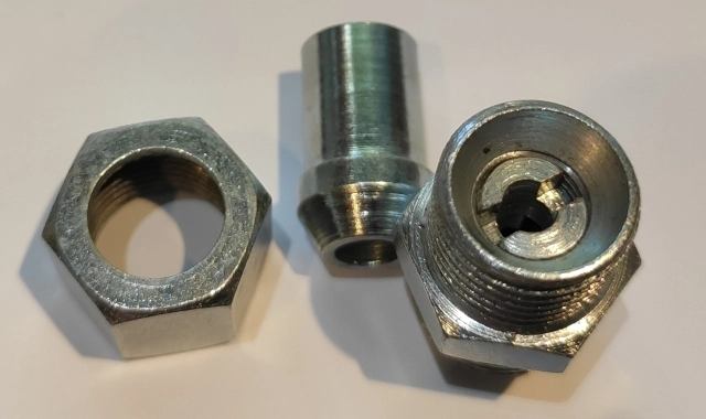 (image for) Nut, oil pipe union and breather, Norton singles all