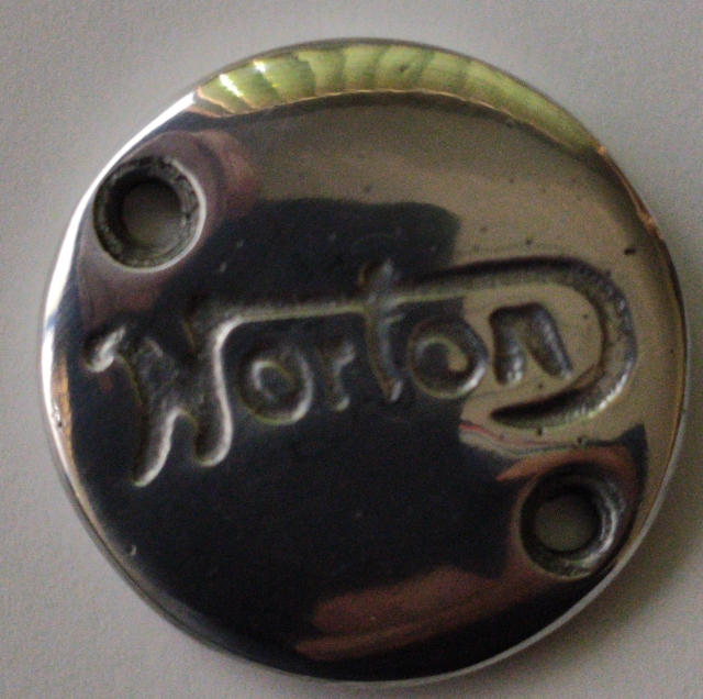 Gearbox clutch adj inspection cover - Norton Commando
