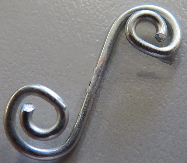 (image for) Dzus fastener wire for side panel, Norton Commando