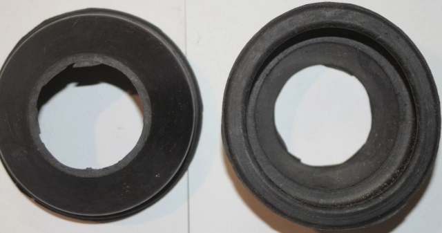 (image for) Fork scraper, dirt excluder, dust cover, Triumph BSA ea