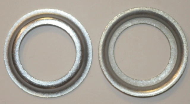 (image for) Washer, steel, felt seal cup, Norton, brake side ea 1930+