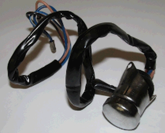 (image for) Dip switch & horn button, Lucas pattern, 7/8in, screw on