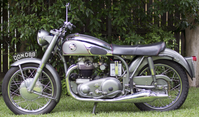 Norton 1955 Model 88 De Luxe