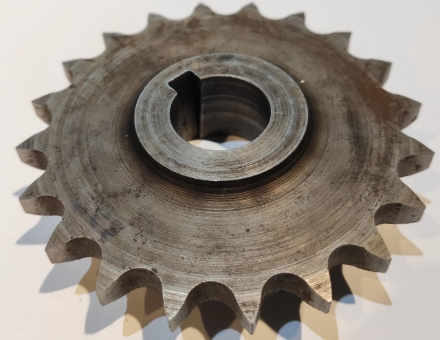 Sprocket, engine, Norton singles 1953+, 22T